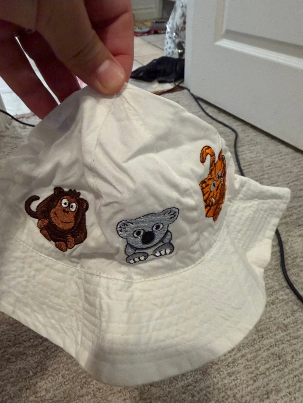 Kids White Embroidered Animal Sun Bucket Hat
